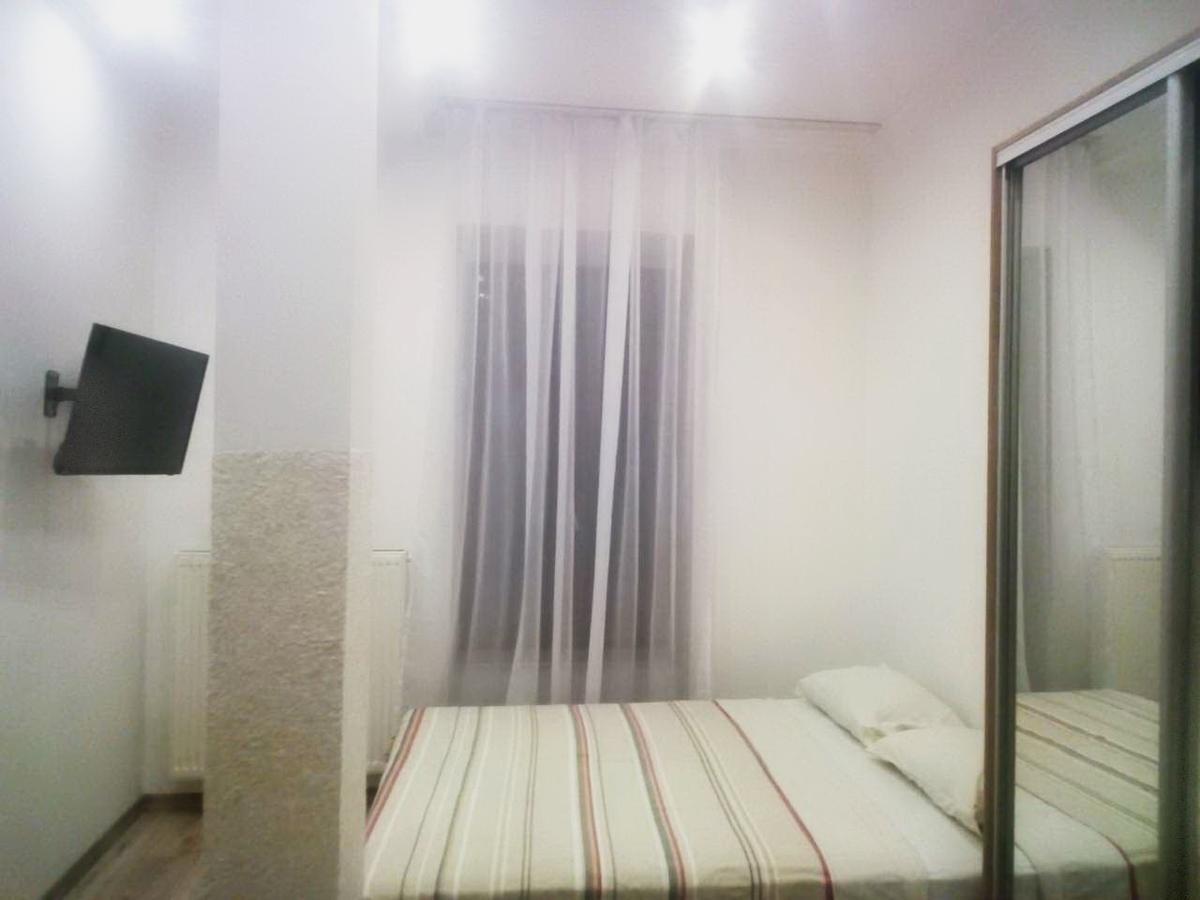 Apartment In The Centre Of Lviv Bagian luar foto