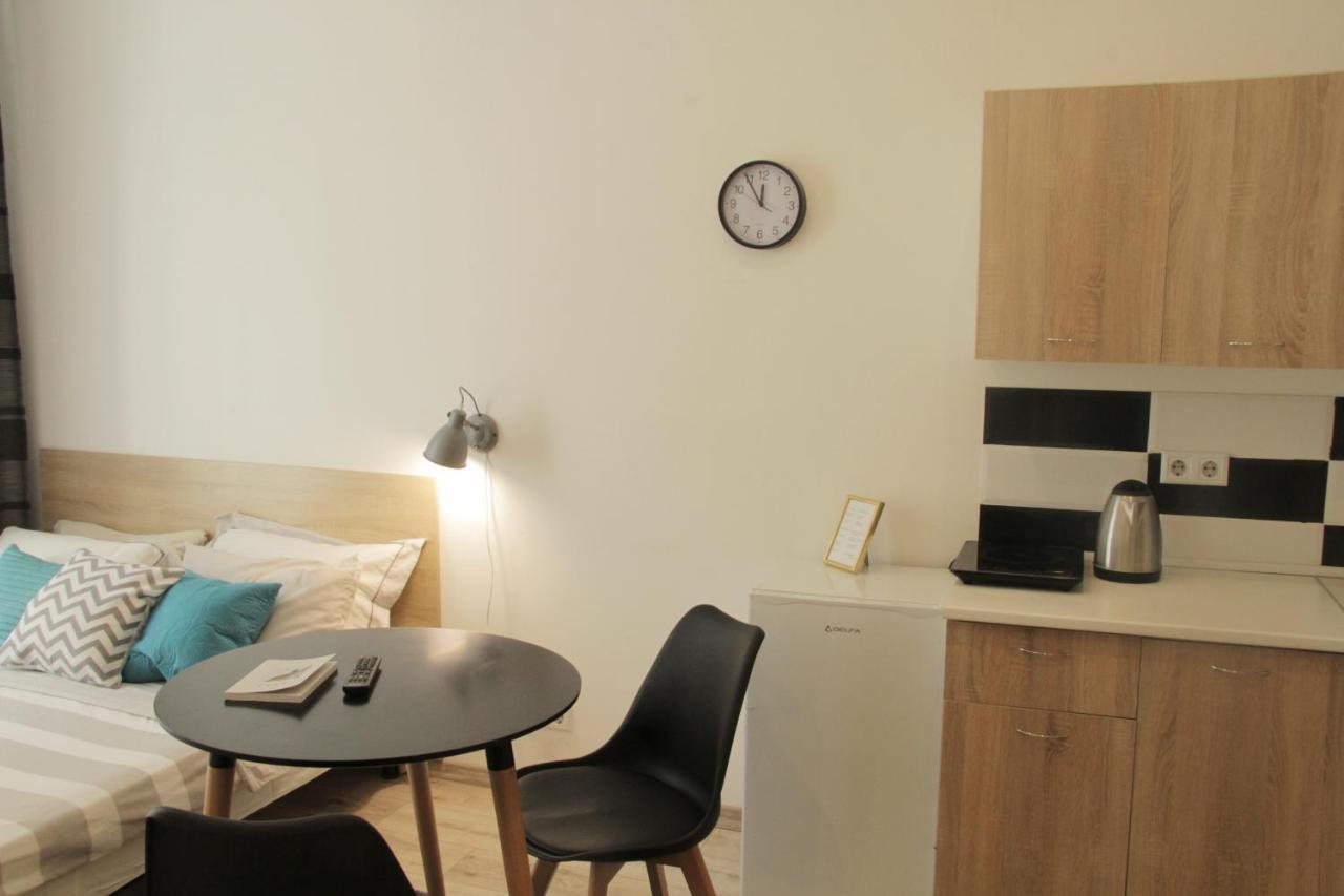 Apartment In The Centre Of Lviv Bagian luar foto